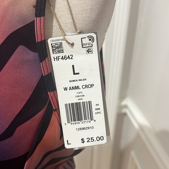 Adidas crop top - Picture 2 of 5